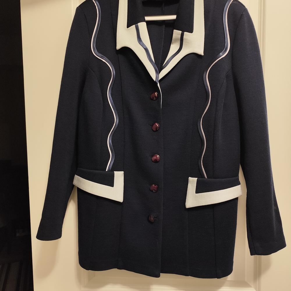 Navy Women's Blazer size 58 NWT
